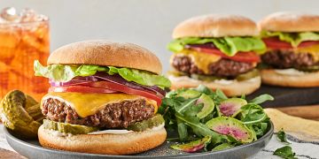 Classic Beef Cheeseburgers